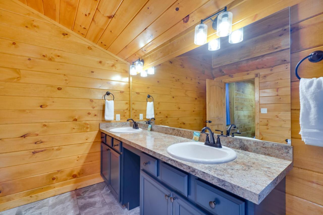 Gatlinburg Vacation Rental With Private Hot Tub! ภายนอก รูปภาพ