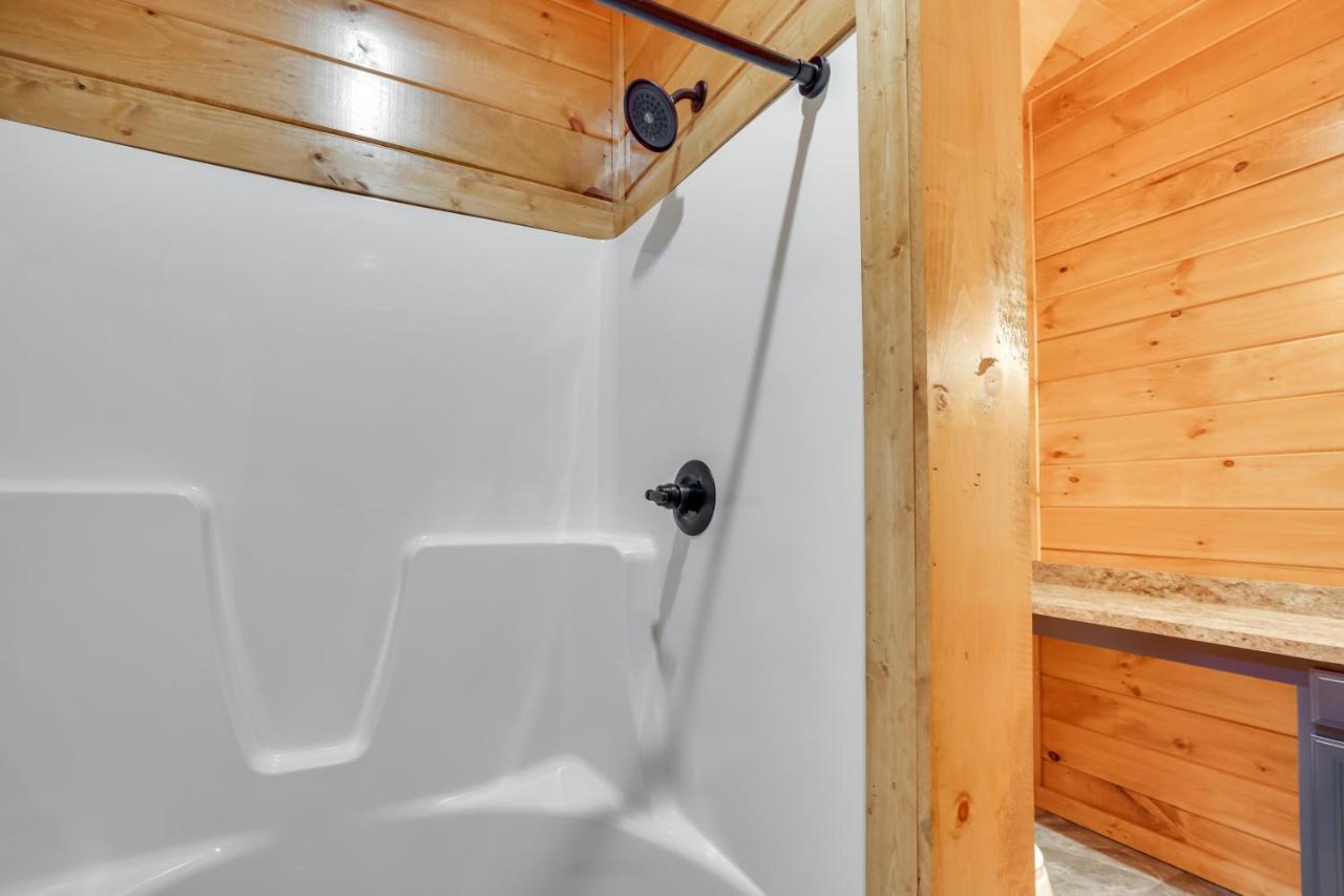 Gatlinburg Vacation Rental With Private Hot Tub! ภายนอก รูปภาพ