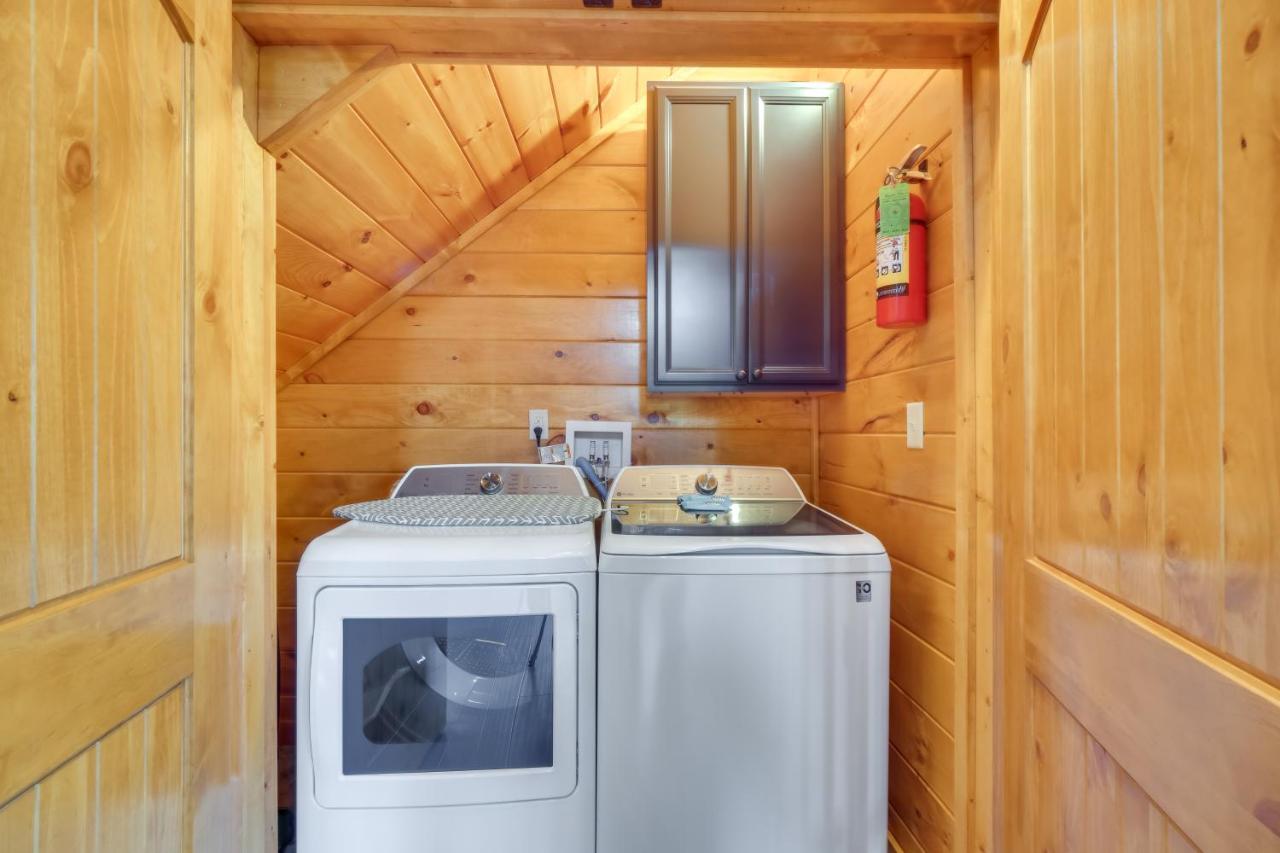 Gatlinburg Vacation Rental With Private Hot Tub! ภายนอก รูปภาพ